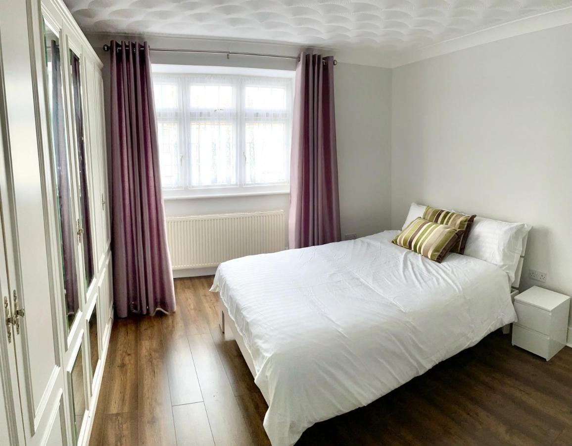 Hotel Richmond House Slough Esterno foto