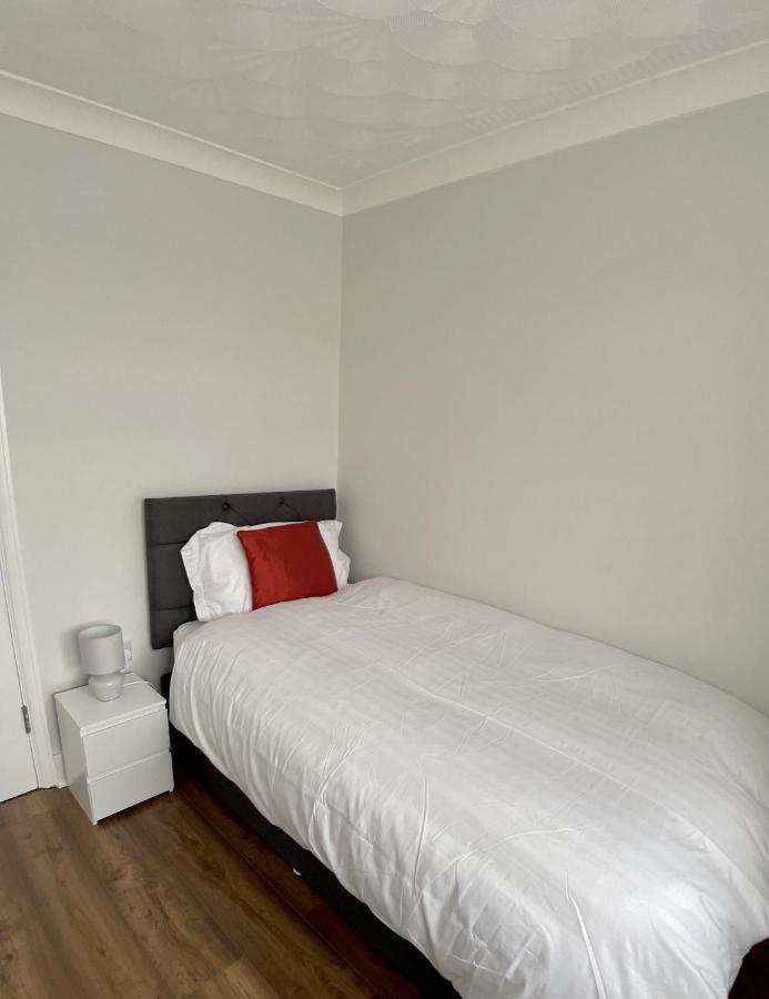 Hotel Richmond House Slough Esterno foto