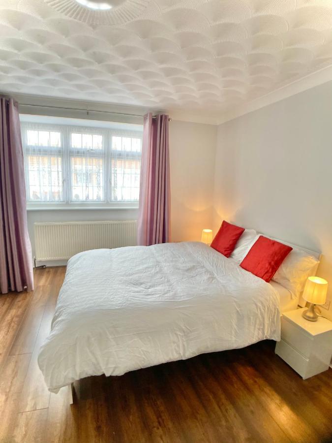 Hotel Richmond House Slough Esterno foto